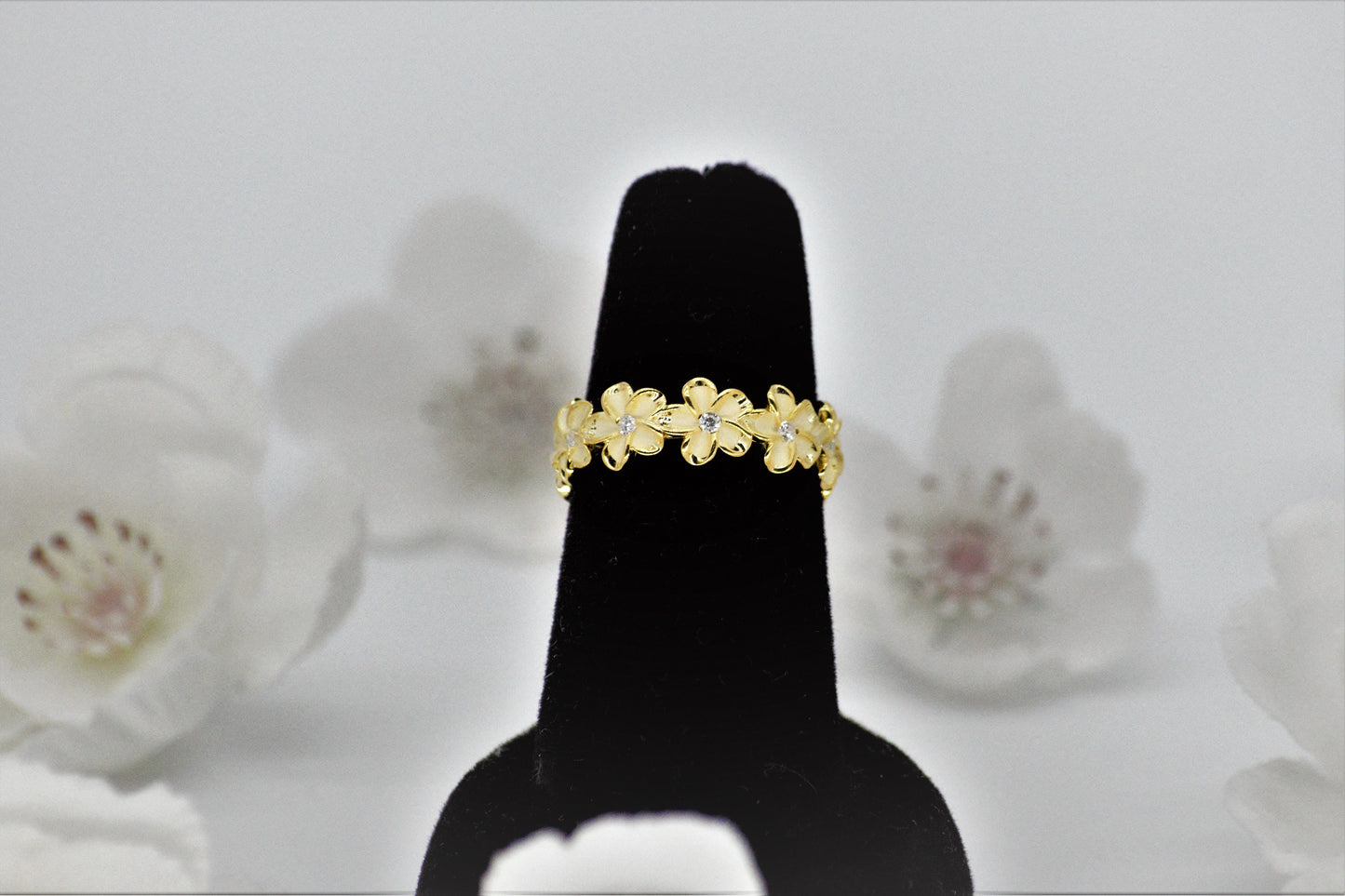 Sparkling Plumeria Blossoming Gold