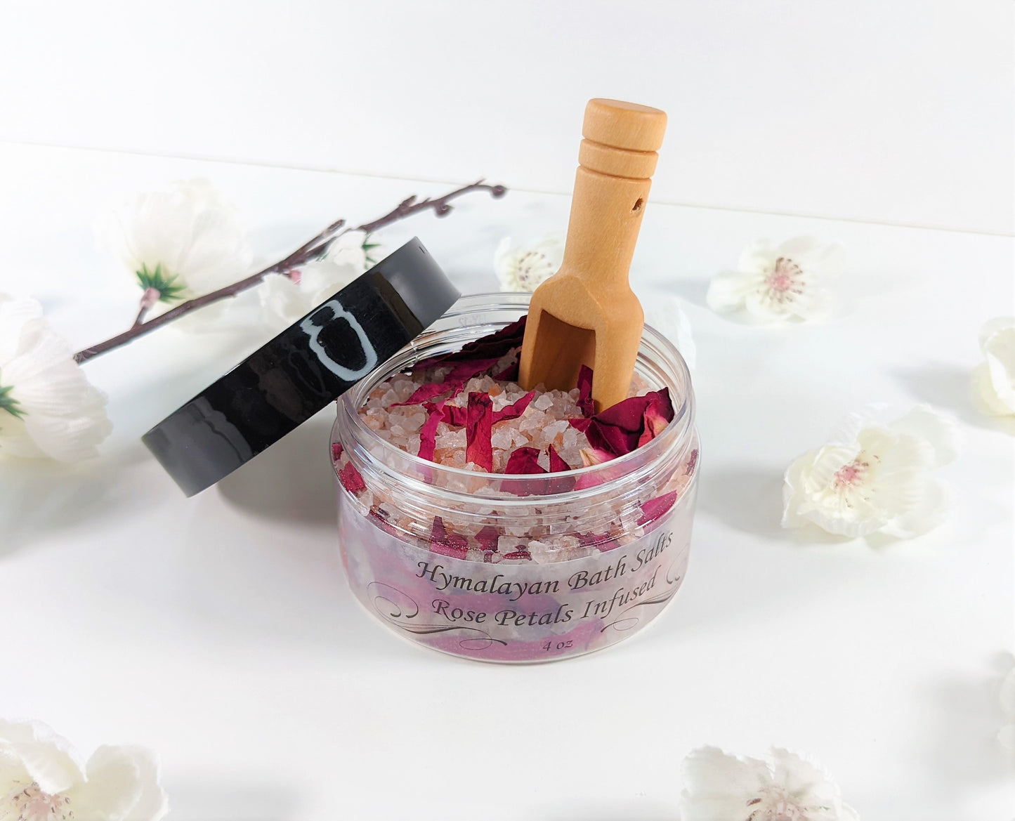 Roses Himalayan Pink Salt & Bamboo Scoop